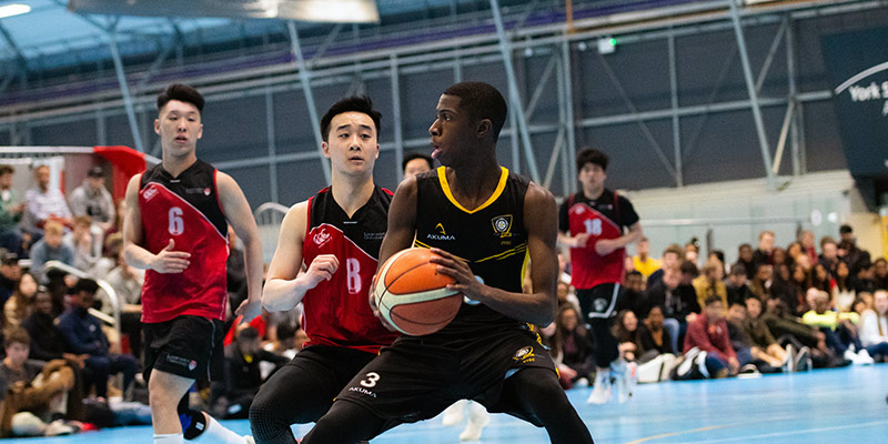 换座位事件 换座位事件